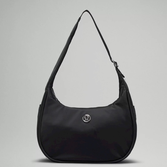 BNWT Mini Nylon Shoulder Bag Lululemon Black - Picture 1 of 7
